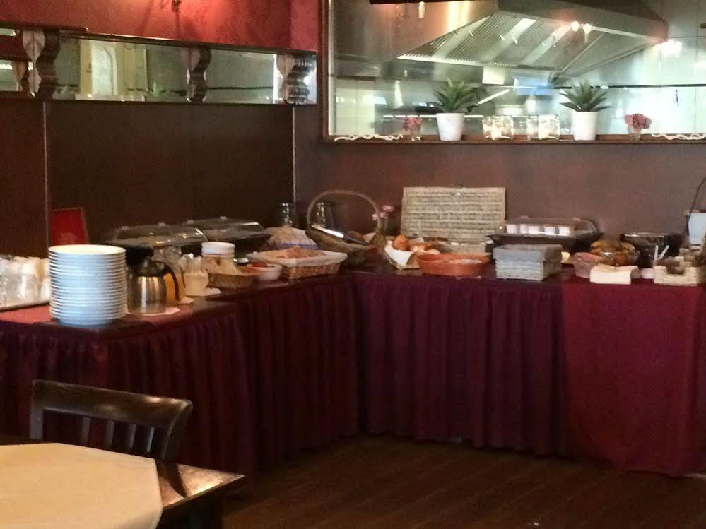 Hotel En Grand Cafe De Pauw Рурмонд Экстерьер фото